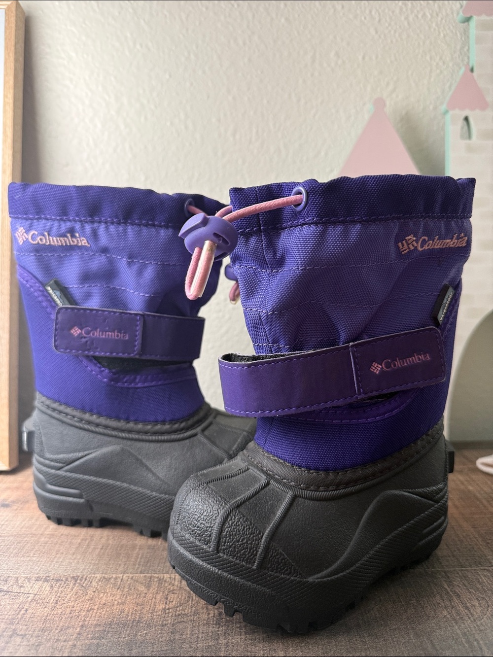 Columbia Kids Purple and Black Snow Boots with Pink Drawcord